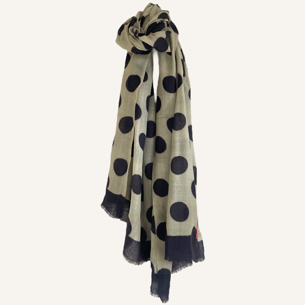 erfurt luxury Dotted Wool Scarves 09 Black Night