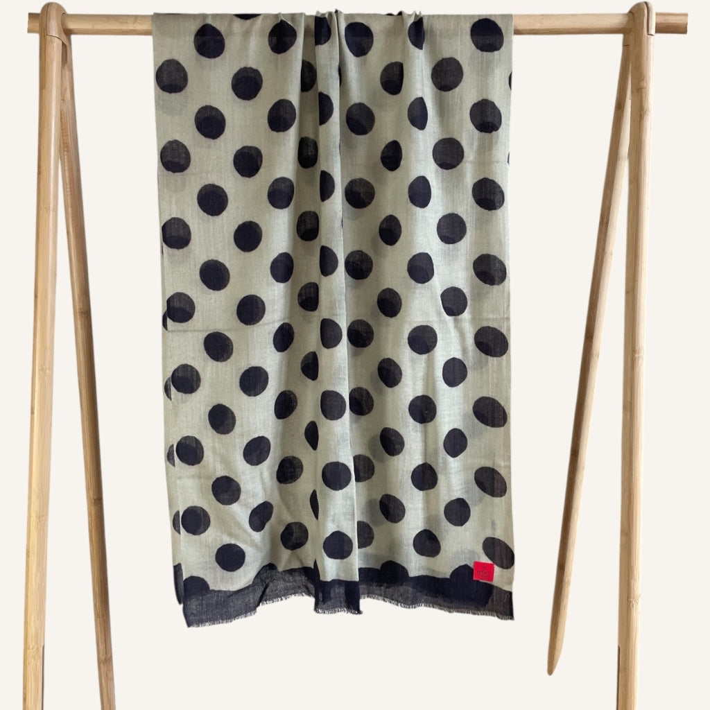 erfurt luxury Dotted Wool Scarves 09 Black Night
