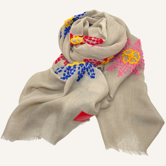 erfurt luxury Flower Embroideries Wool Scarves 06 Feather Gray