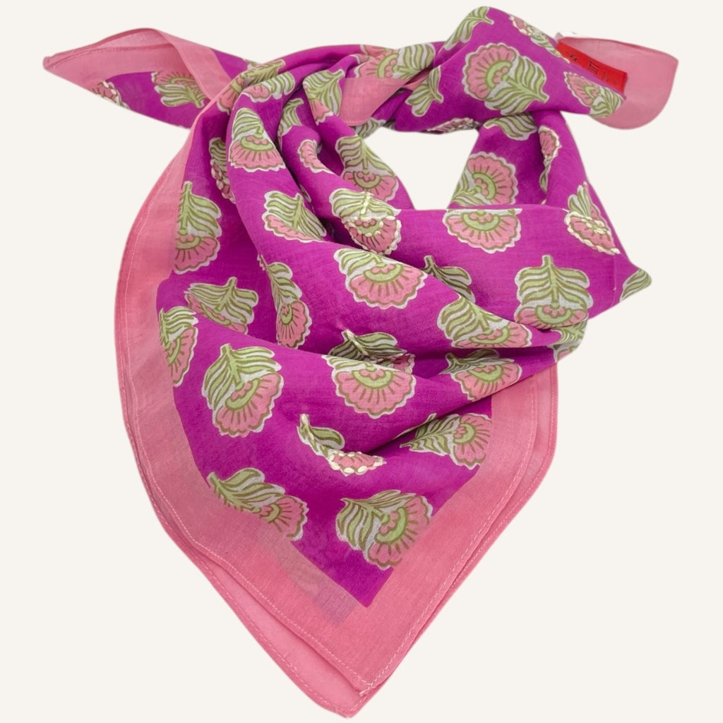 erfurt luxury Important detail Small scarves 37 Raspberry Pink